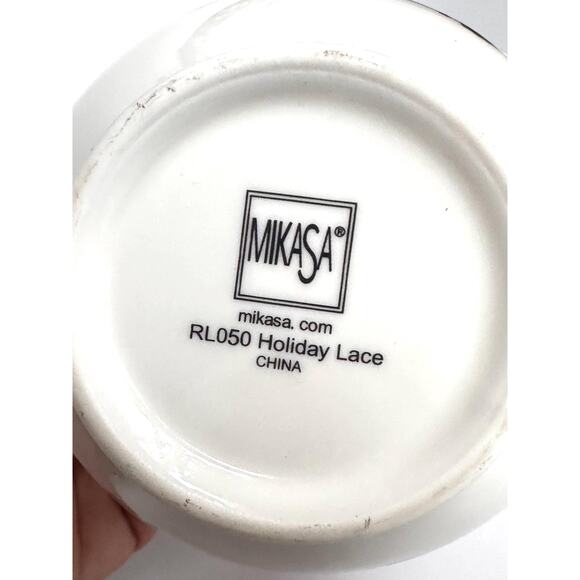 Vintage 1980’s Mikasa Holiday Lace Christmas Red Bow Vase - Picture 5 of 7